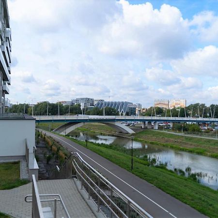 Pop-art - apartament w centrum z widokiem na rzekę Rzeszów Exterior foto