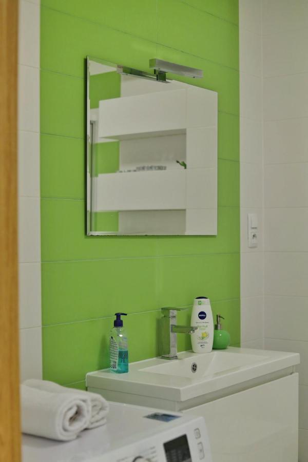Pop-art - apartament w centrum z widokiem na rzekę Rzeszów Exterior foto