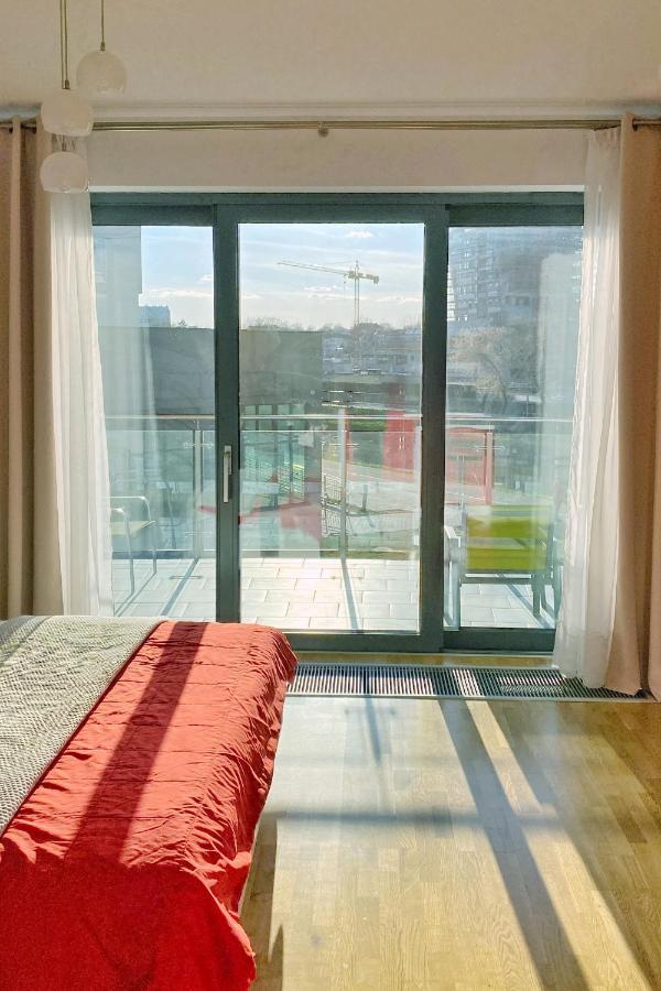 Pop-art - apartament w centrum z widokiem na rzekę Rzeszów Exterior foto